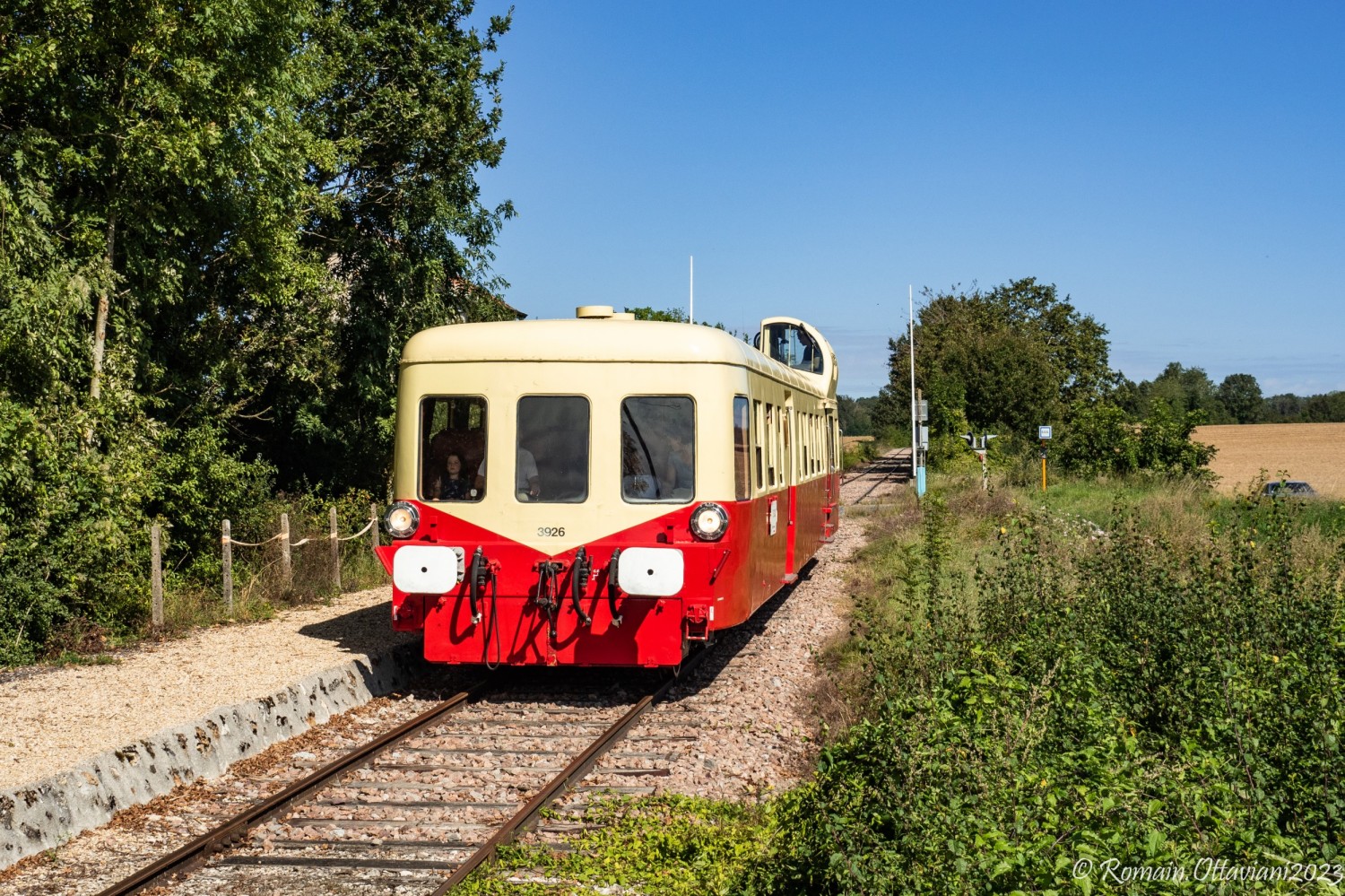 L'autorail Picasso à Villemoyenne